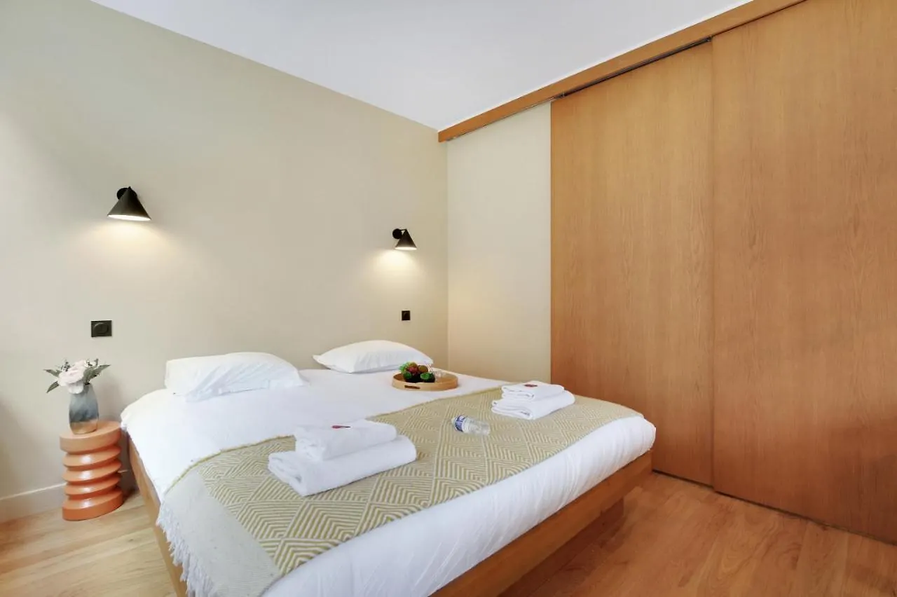 Superbe Appartement - Pere Lachaise Paris Apartment